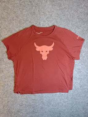 Under Armour Project Rock Womens Crop Top Shirt Size M Orange Red Brahma Bull